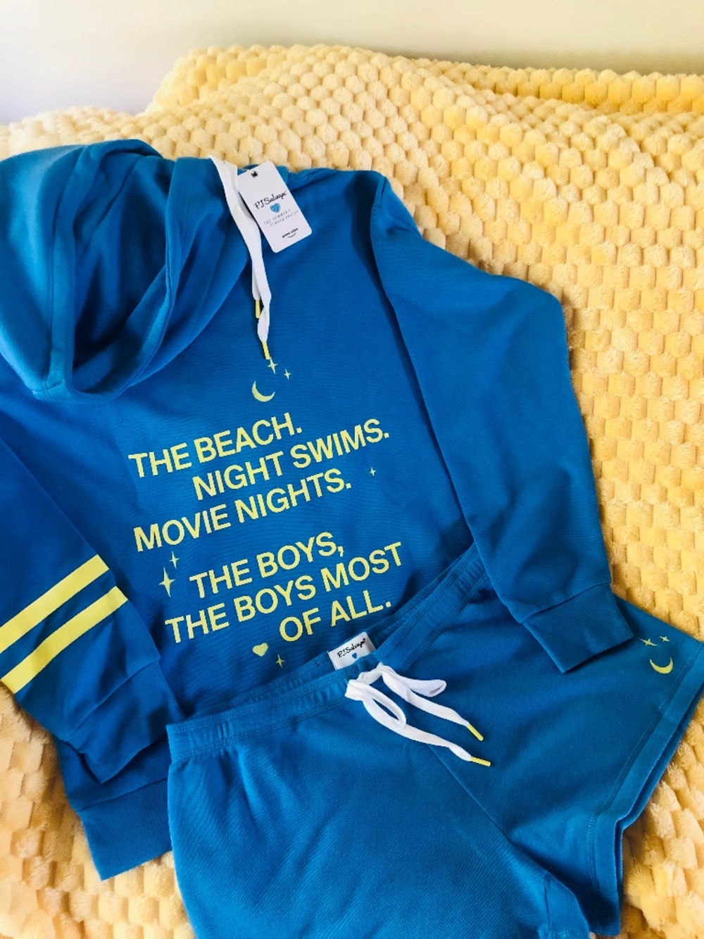 Just in NWT PJ Salvage The Summer I Turned Pretty Collab Hoody & Shorts Set